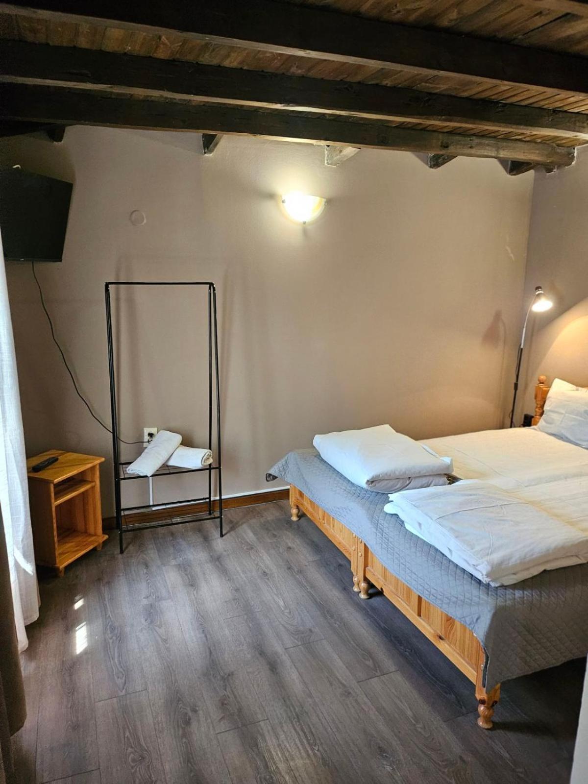 Orehite-Family Hotel ,Food & Pool Bozhichen Eksteriør billede